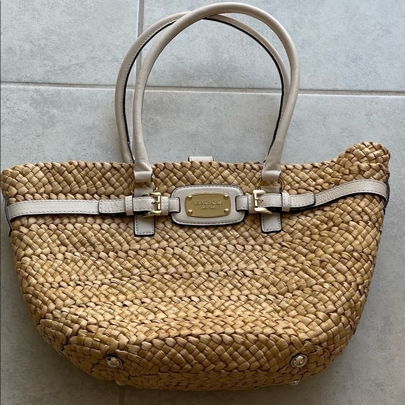 Michael Kors Straw Bag - Picture 5 of 8